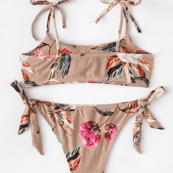 🛍️# 583 Floral Print Bikini - Picture 2 of 4